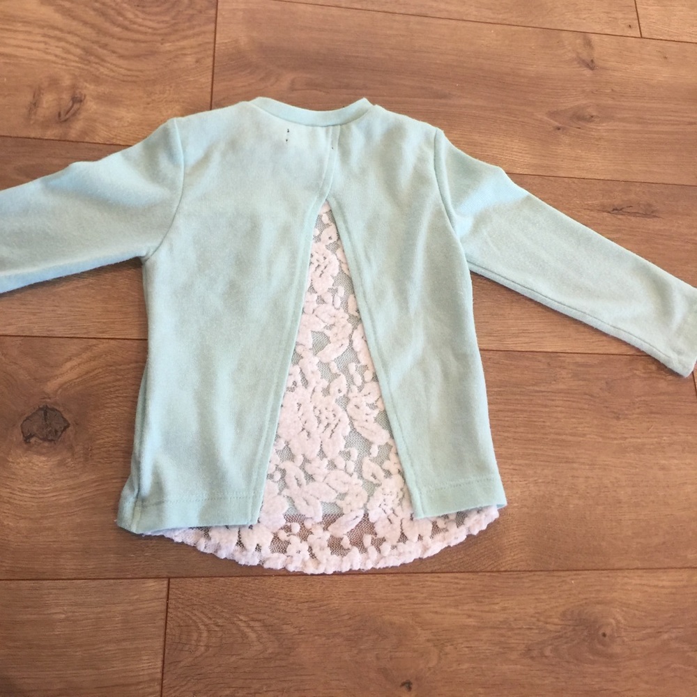 Sweater - Picture 4 of 4